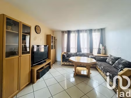 location meublée appartement 3 pièces 53 m² à vitry-sur-seine (94400)  1 250 €
