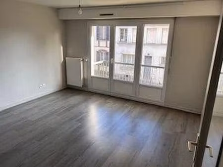 location appartement 3 pièces 62 m² à chartres (28000)  750 €