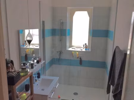 location meublée appartement 2 pièces 50 m² à nantes (44000)  748 €