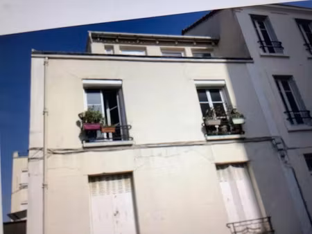 location meublée appartement 2 pièces 24 m² à courbevoie (92400)  850 €