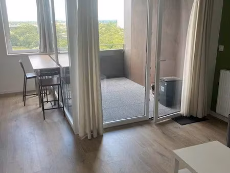 location meublée appartement 2 pièces 50 m² à nantes (44000)  850 €