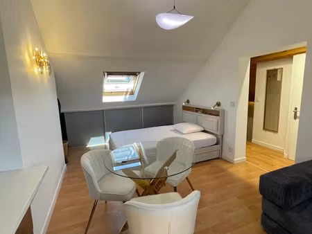 location meublée appartement 1 pièce 35 m² à le blanc-mesnil (93150)  935 €