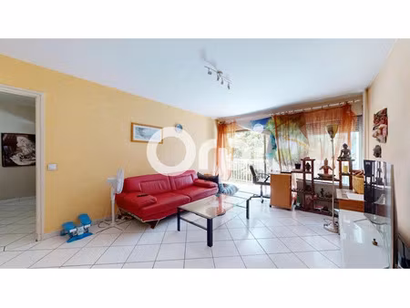 location appartement 3 pièces 73.66 m² à bron (69500)  939 €