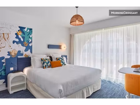 location meublée appartement 1 pièce 23 m² à marseille 2ème (13002)  942 €