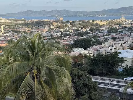 location appartement 3 pièces 58 m² à fort de france (97200)  1 100 €