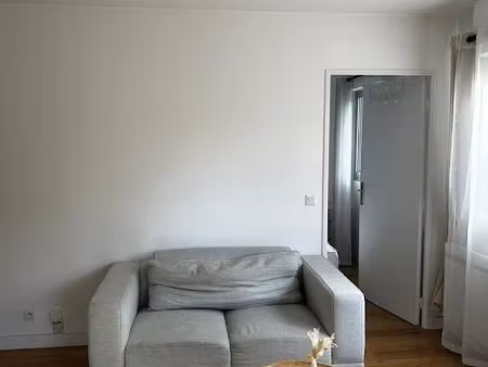 location meublée appartement 2 pièces 35 m² à bagneux (92220)  1 100 €