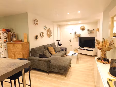 location appartement 2 pièces 40 m² à boulogne-billancourt (92100)  1 350 €