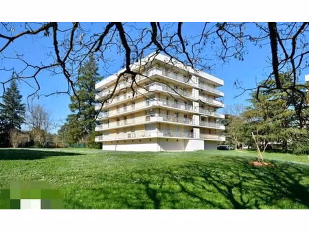 location appartement 4 pièces 76 m² à lyon 9ème (69009)  1 350 €