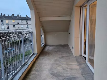 location meublée appartement 4 pièces 96 m² à melun (77000)  1 350 €