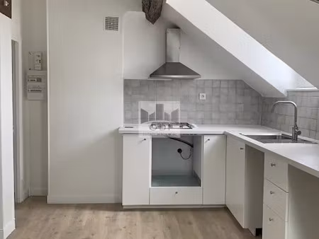 location appartement 2 pièces 39 m² à paris 15ème (75015)  1 295 €