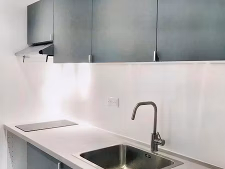 location meublée appartement 2 pièces 37 m² à paris 10ème (75010)  1 500 €