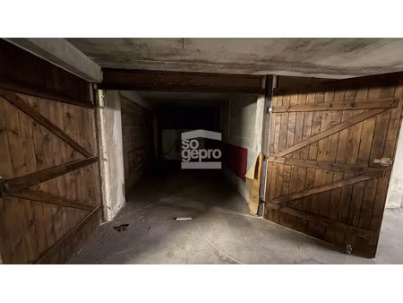 location parking 12 m² à le cap d'agde (34300)  136 €