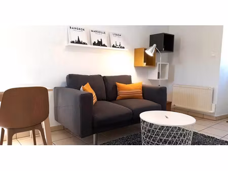 location meublée maison 2 pièces 45 m² à ennezat (63720)  670 €