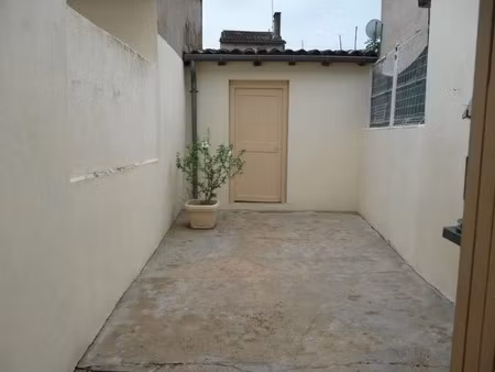 location maison 3 pièces à sainte-foy-la-grande (33220)  530 €