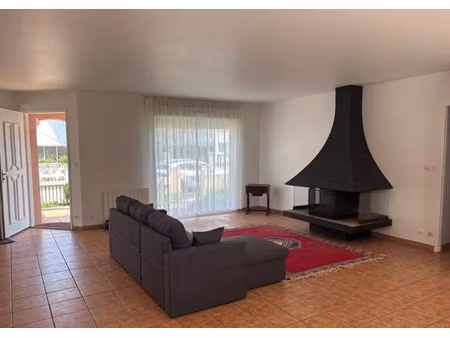 location maison 4 pièces à le bouscat (33110)  1 900 €