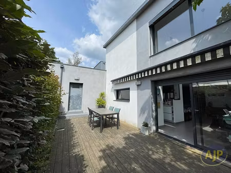 location maison 6 pièces 163.45 m² à saint-herblain (44800)  1 750 €