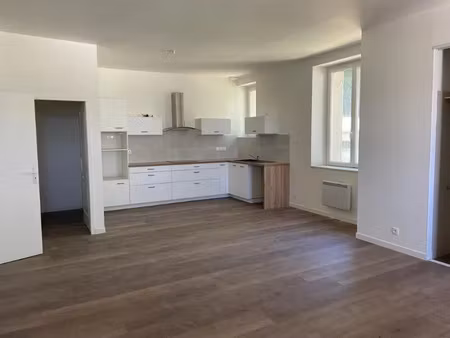location appartement 3 pièces 77.86 m² à annesse-et-beaulieu (24430)  689 €