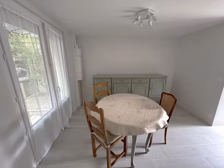 location meublée appartement 2 pièces 31.97 m² à aulnay-sous-bois (93600)  840 €