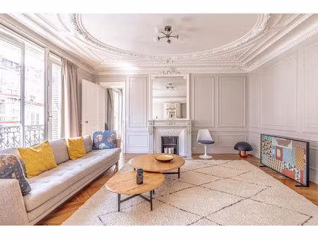 location meublée appartement 105 m² à paris 10ème (75010)  3 990 €