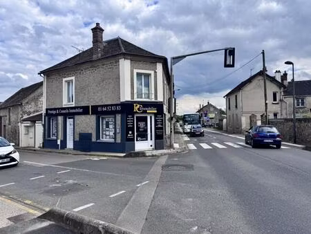 local commercial 2 pièces à sivry-courtry (77115)