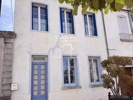 villeneuve sur yonne centre