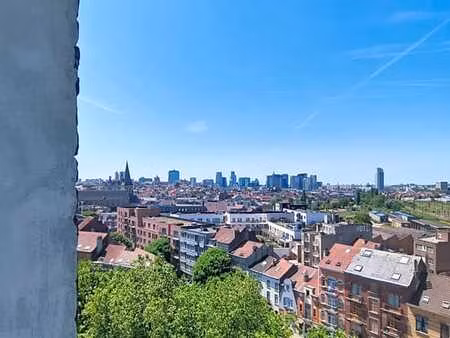 magnifique penthouse 2 chambres dans le nord de bruxelles