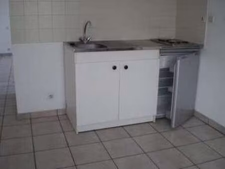 location appartement t1 à ploufragan (22440) : à louer t1 / 25m² ploufragan