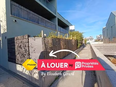 besancon - quartier les hauts du chazal- appartement t2 récent avec grande terrasse et gar