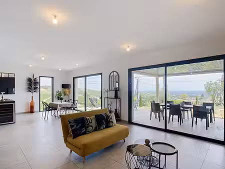 maison contemporaine a fleurie