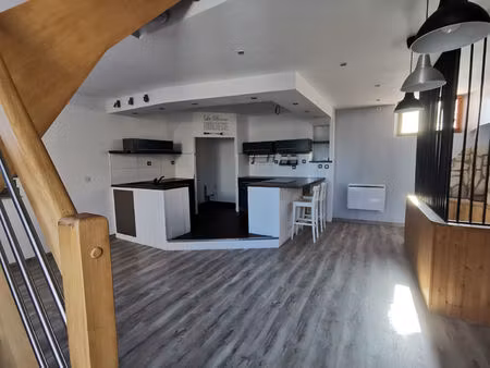 a louer appartement malicorne sur sarthe 4 pièce(s)