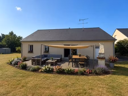 pavillon de plain-pied 4 chambres – saint hilaire du maine (53)