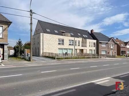 ben-appartement met 2 slaapkamers te zwalm