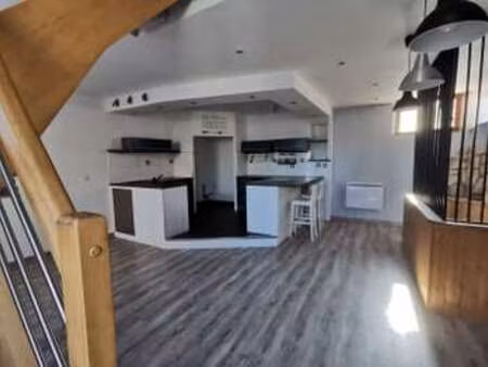 location appartement 4 pièces à malicorne-sur-sarthe (72270) : à louer 4 pièces / 88m² mal