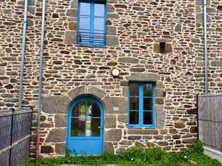 location maison à pleudihen-sur-rance (22690) : à louer / 59m² pleudihen-sur-rance