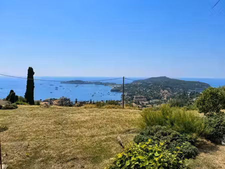 maison à vendre sur terrain de 5700m2