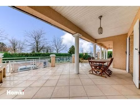 maison/villa t6 de 140 m2 à l'isle-d'abeau 38080