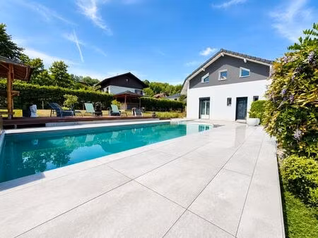 maison de luxe 4 chambres en vente à vétraz-monthoux  auvergne-rhône-alpes