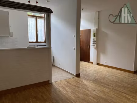 location appartement 3 pièces 57.89 m² à bray-sur-seine (77480)  606 €
