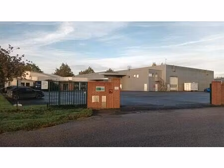 vente local d'activités doudeville 2 609 m²