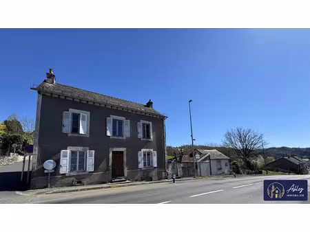 vente maison 4 pièces 91 m² à ydes (15210)  59 000 €