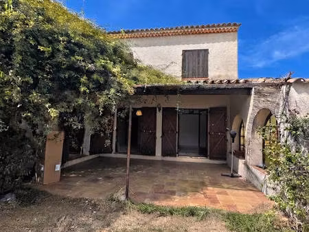 grande villa familiale au calme au puy sainte reparade