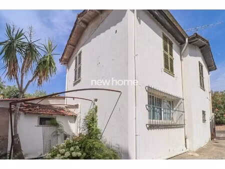charmante petite villa à seulement 200 mètres de la mer – pointe croisette