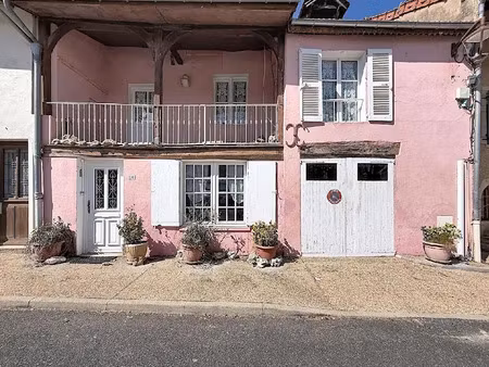 vente maison 5 pièces 95 m² à lugny (71260)  76 000 €