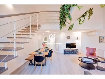 superbe duplex au cœur du vieil antibes