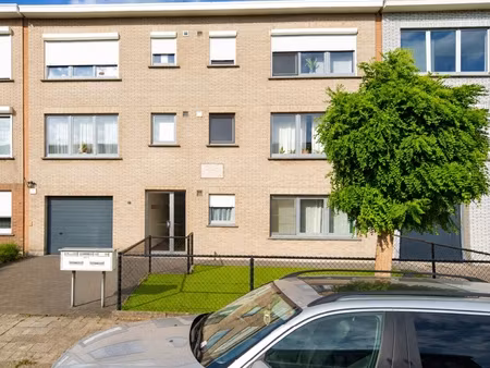 appartement te huur in stabroek met 3 slaapkamers