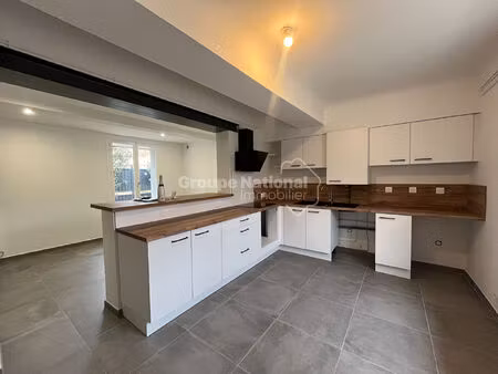location appartement 3 pièces 69m²