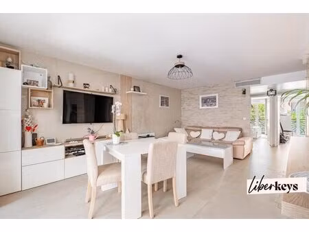 golfe de saint-tropez - appartement raffiné - 3 pièces - commerces et mer à pied -...