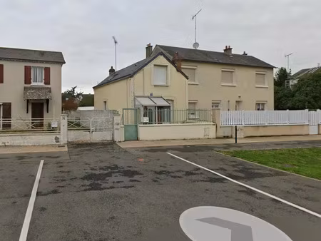 vente maison de village 3 pièces 66 m2 à toury