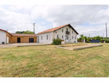achat maison 6 pièces 234m²