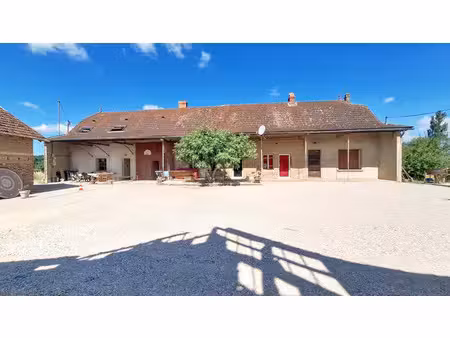 vente ferme 10 pièces 250 m² à saillenard (71580)  149 000 €